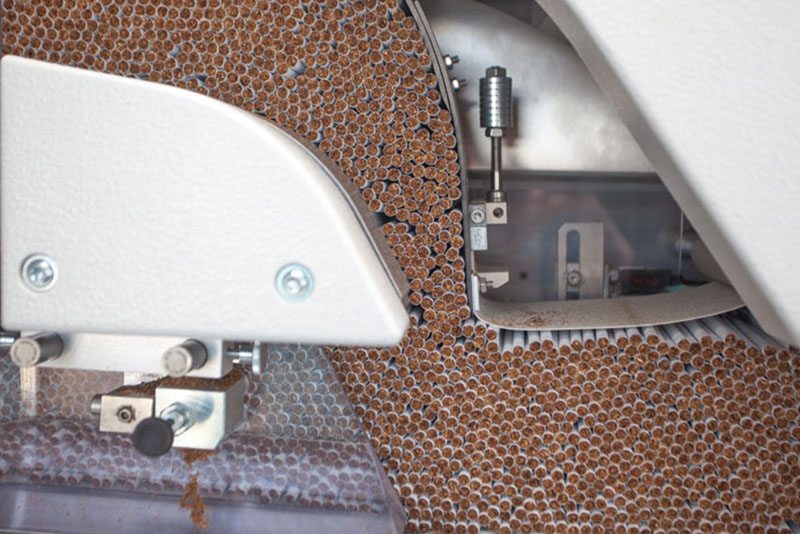 1521682987204784.jpg 香煙流水線(xiàn).jpg