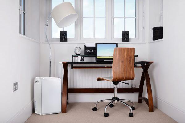 回南天地下室發(fā)霉回潮，選裝中央空調(diào)還是新風(fēng)除濕機(jī)？